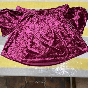 Off Shoulder Velvet Top Size L